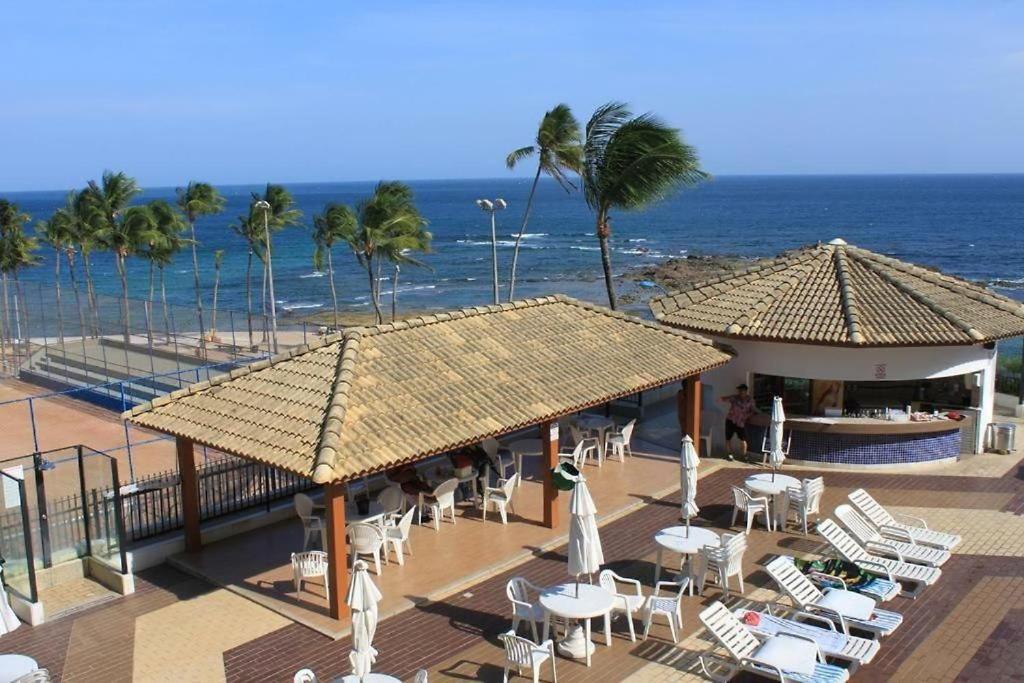 Maravilhoso 3 Quartos Vista Mar Ondina Apartment